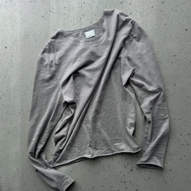 모노프리베 텍스쳐 롤 롱슬리브 포그 2사이즈