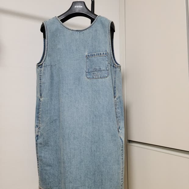 새상품SJSJ 민소매 미니 원피스(2025)
