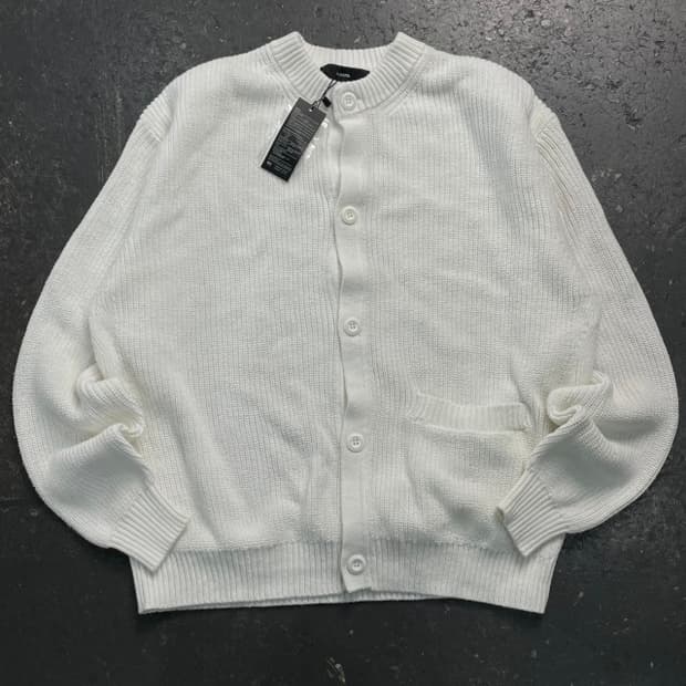 (새상품) 100 일꼬르소 가디건