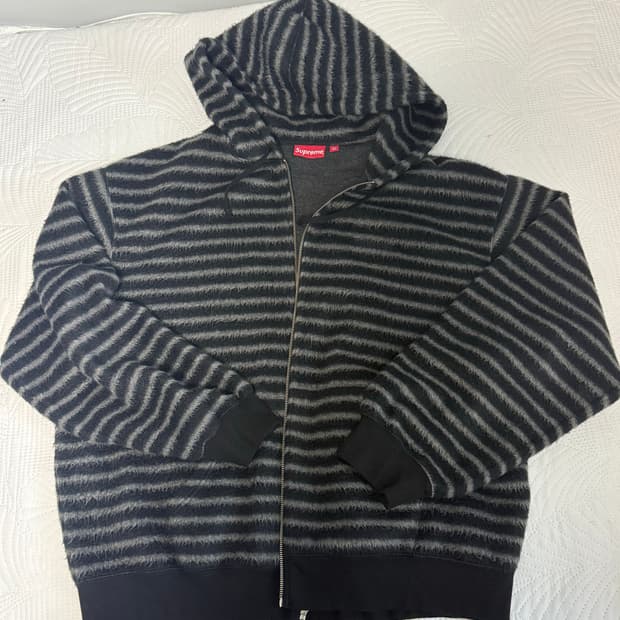 [XXL] 슈프림 브러쉬드 집업 후드 스웨트셔츠 블랙 - 23FW