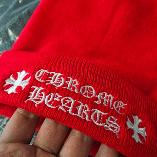 크롬하츠 레드 비니