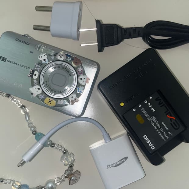 카시오 엑슬림 z85 프리지아 채영 디카