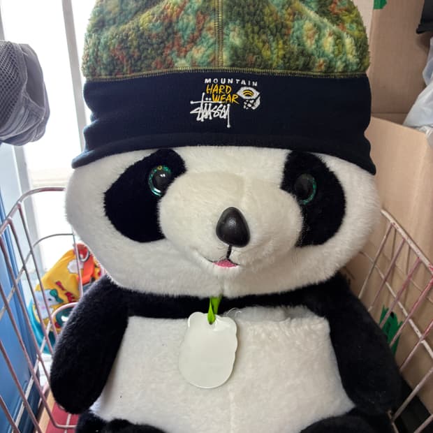 스투시 마운틴하드웨어 비니 