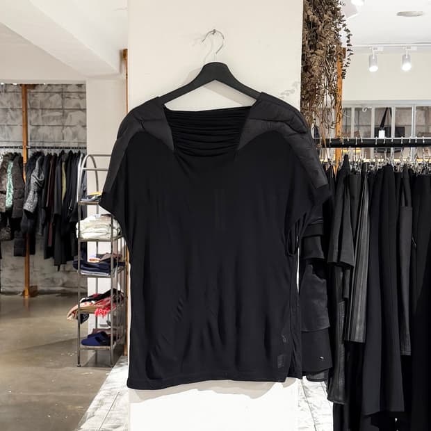 릭오웬스 블랙 fw21 겟세마네 숄더패딩 요크 하프 티셔츠