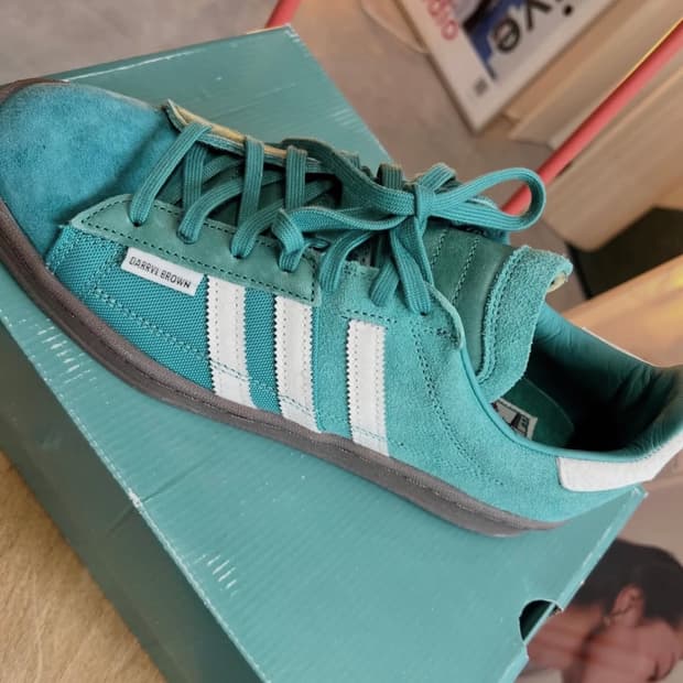 아디다스 X 데릴브라운 스페샬 에디션 컬러