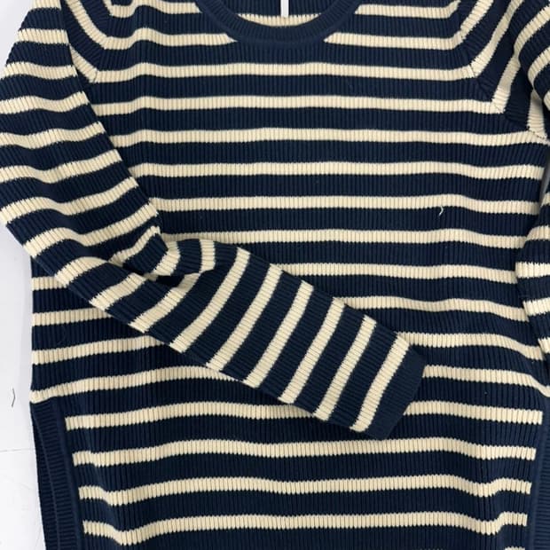 가니 스트라이프 니트