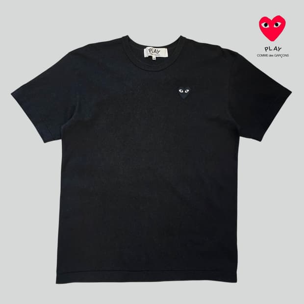 [2XL]꼼데가르송 블랙 하트 와펜 반팔 티셔츠 블랙