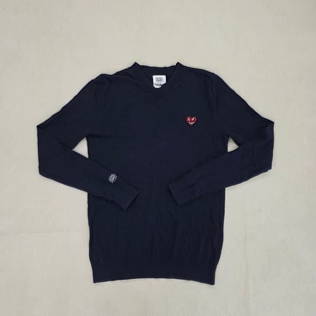 [90] 키스 해링 하트로고 와펜 니트 스웨터 1223J1