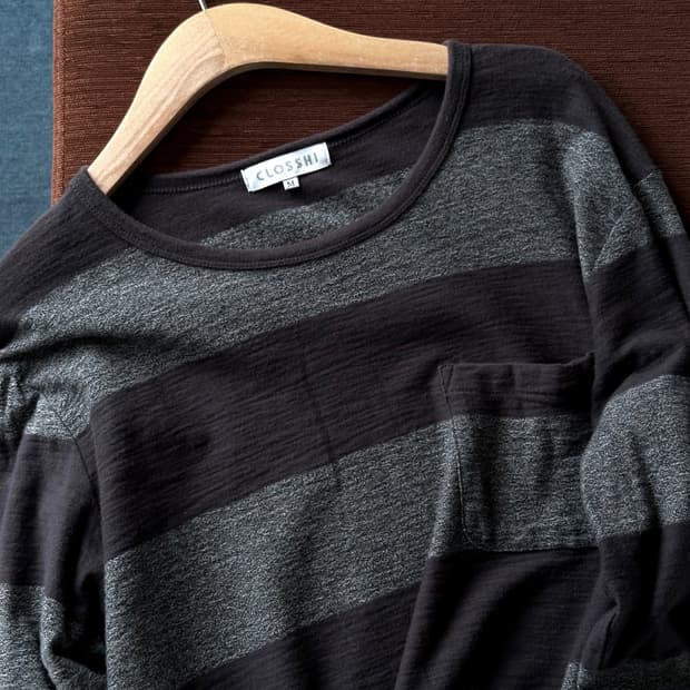 Border stripe design L/S top