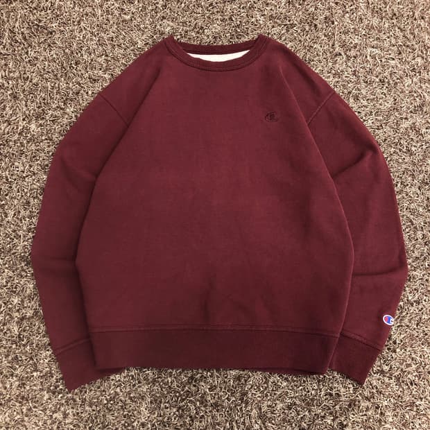 챔피온 크루넥 맨투맨 스웻셔츠