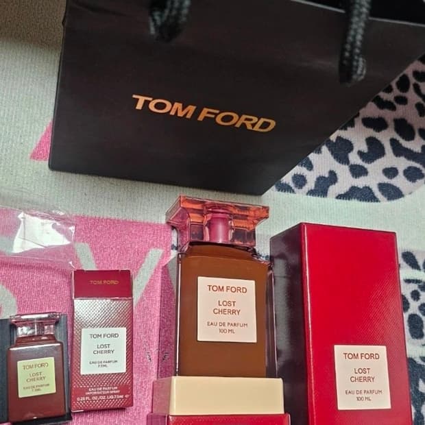 톰포드 로스트 체리 오 드 퍼퓸 100ml + 7.5ml 향수 미개봉 새