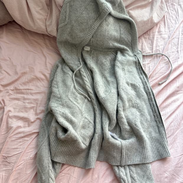 the barnnet 니트 아우터