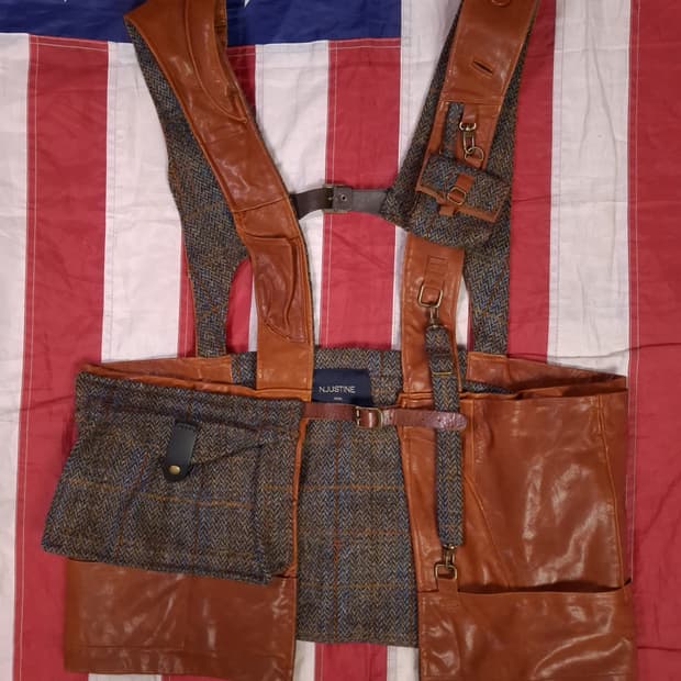새제품 서스펜더 울 리얼레더 베스트