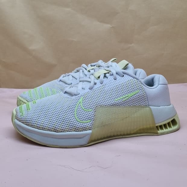 나이키 메트콘9 여성 운동화 230