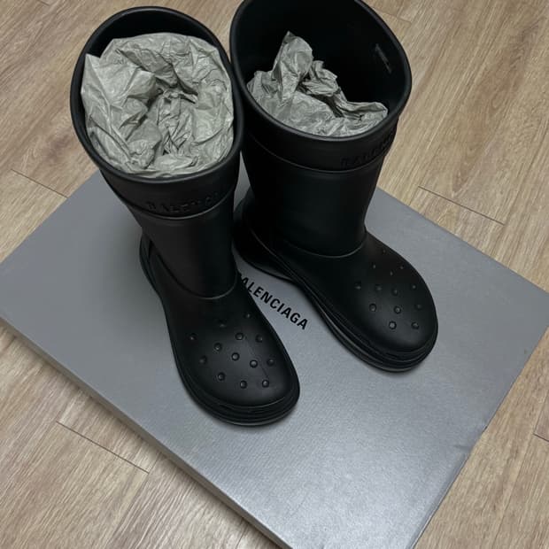 발렌시아가 X 크록스 레인부츠 EU 42 새상품