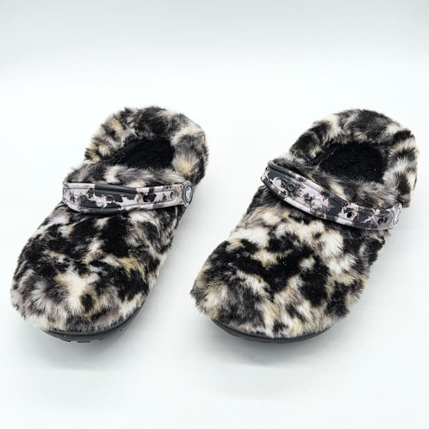  크록스 클래식 퍼 슈어 클로그 블랙 멀티 (M6 W8)  