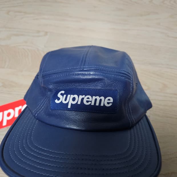 슈프림 레더 캠프캡