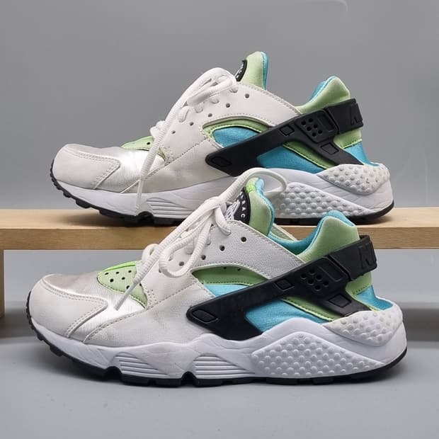 나이키 허라취 런 운동화 실사이즈220