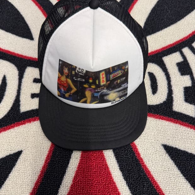 슈프림 레이디 핑크 메쉬 백 5패널 화이트 블랙 21FW