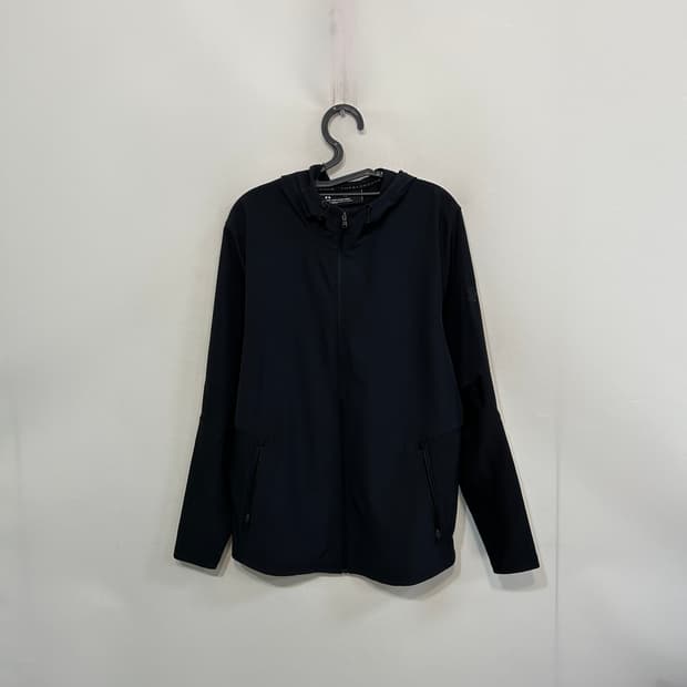 언더아머 남성 바람막이 105