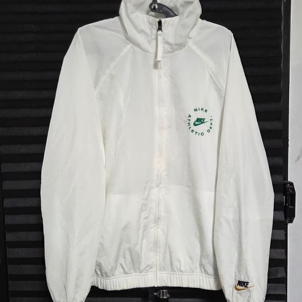 [나이키] 애슬레틱 바람막이 자켓 판매합니다.