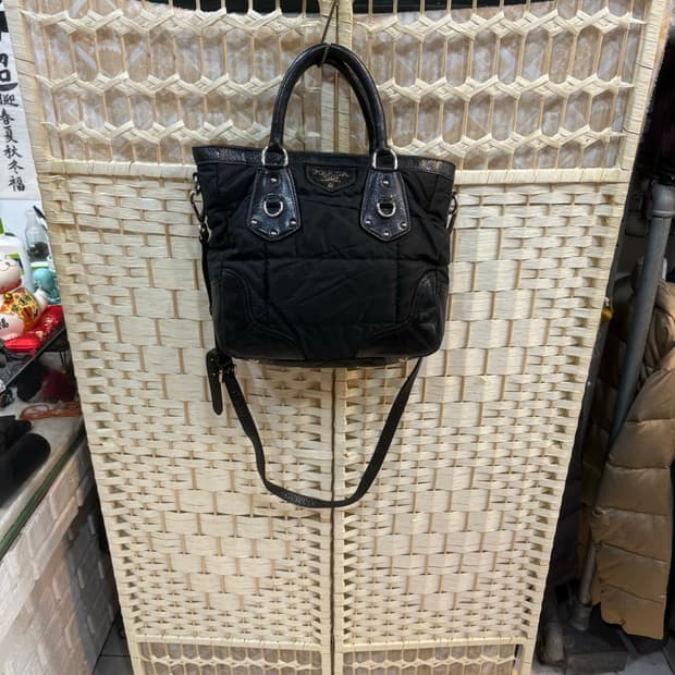 정품 프라다 테수토 붐버 2way백 팝니다