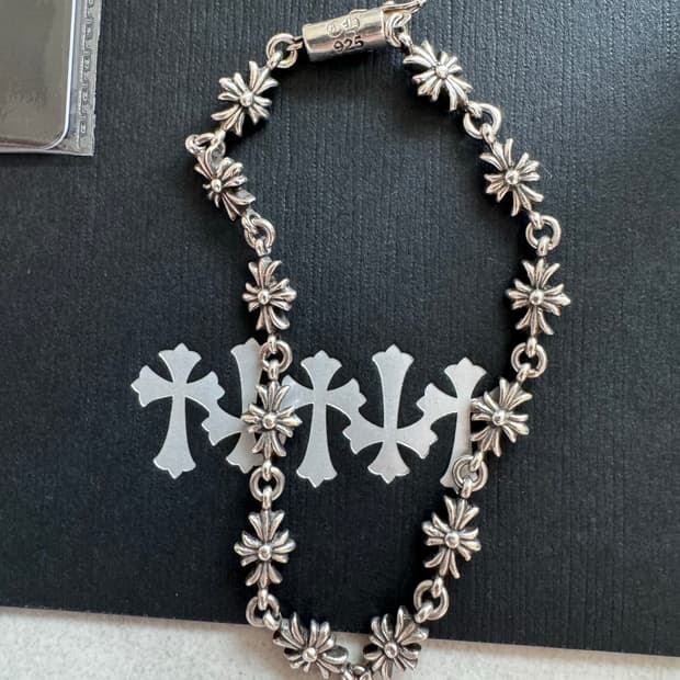 크롬하츠 타이니 e ch pls 팔찌 12링크