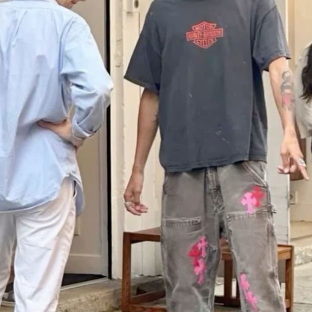 바랜 베이지 무드 그대로. 빈티지핏 딱 되는 올스타 로우 290