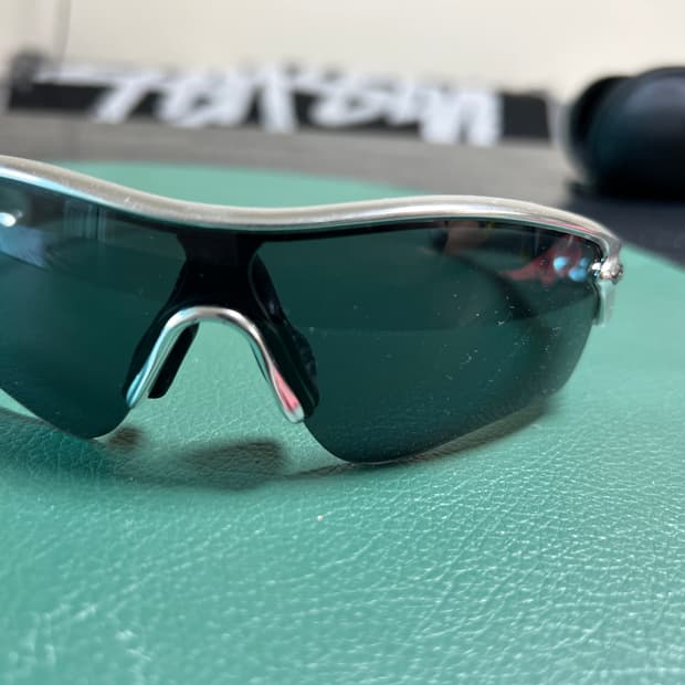 오클리 레이다락 알류미늄 