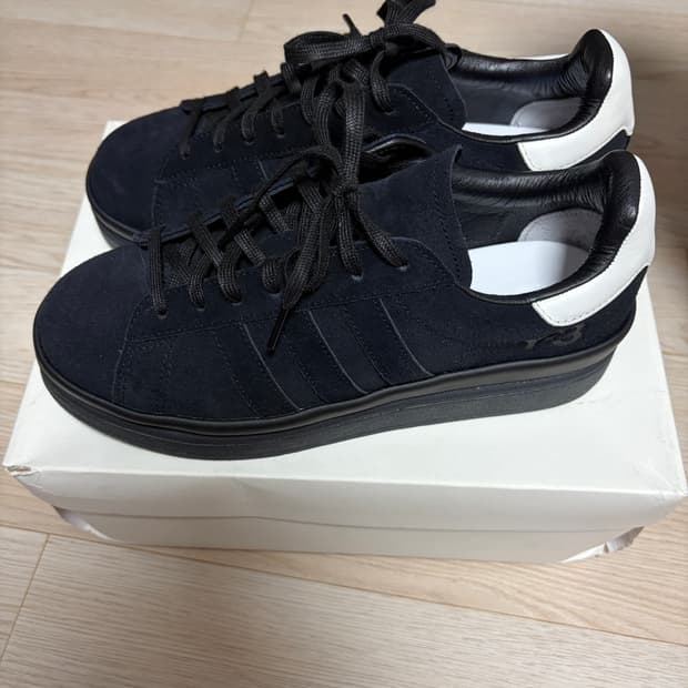 Y3 히쵸(Hicho) 블랙코어화이트(1회실착, 260)