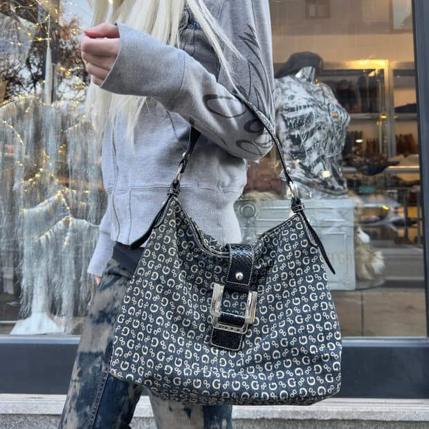 00s 게스 데님 & 블랙 버클 가방