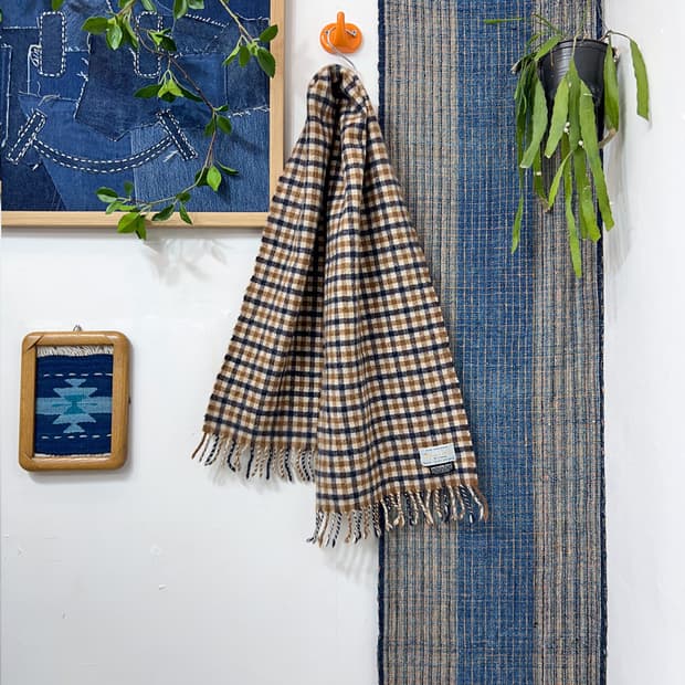 AQUASCUTUM  Check Cashmere Muffler