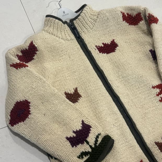 [VINTAGE] 튤립 자수 울 니트집업 (POTALA G.S.)