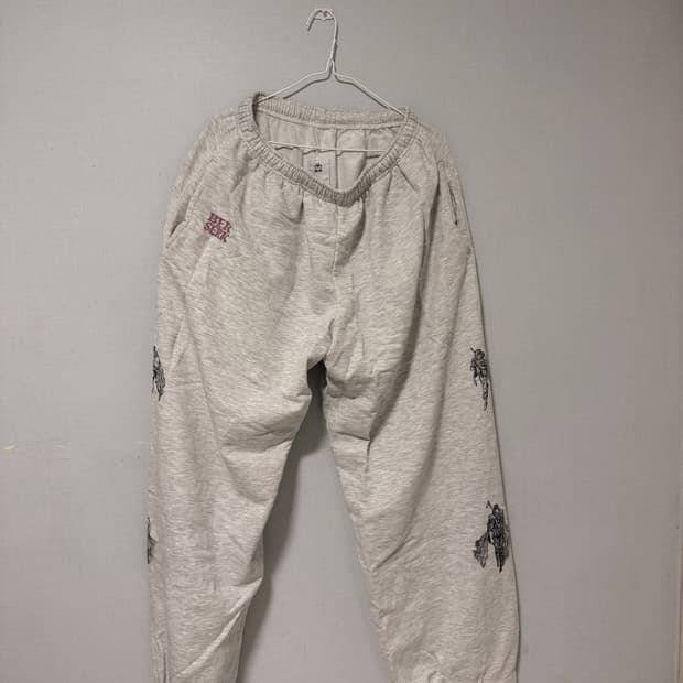 폴리테루 베르세르크 가츠 스웨트팬츠