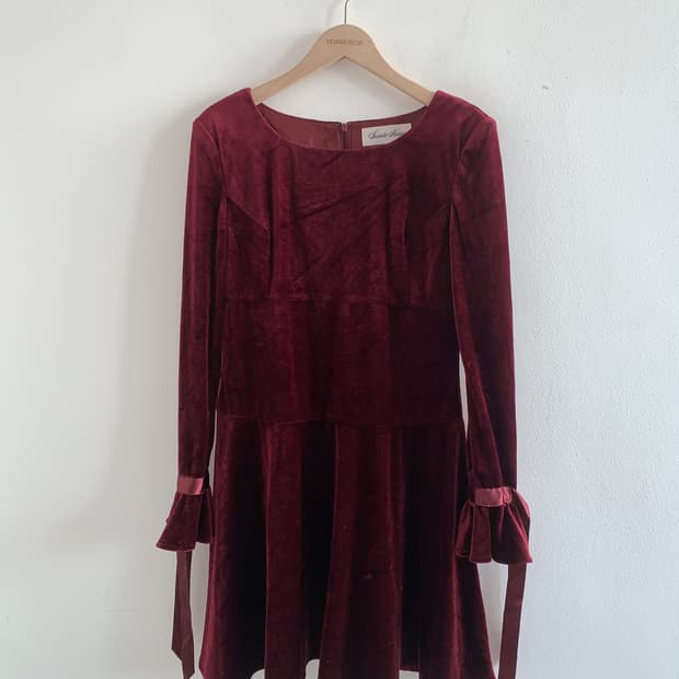 Velvet tie dress
