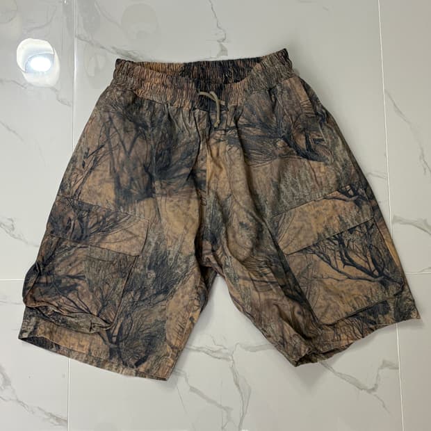 이지 시즌4 리프카모 반바지