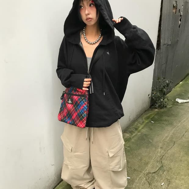 Vivienne Westwood ORB Two-way Hood 집업