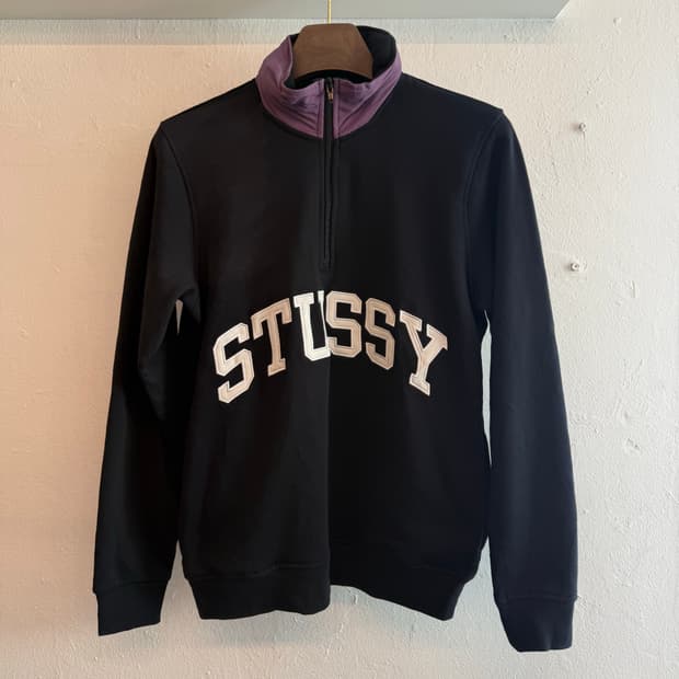 스투시 하프집업