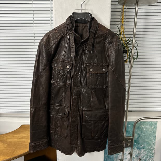 킨록 쉽스킨 포켓 버클 가죽 자켓