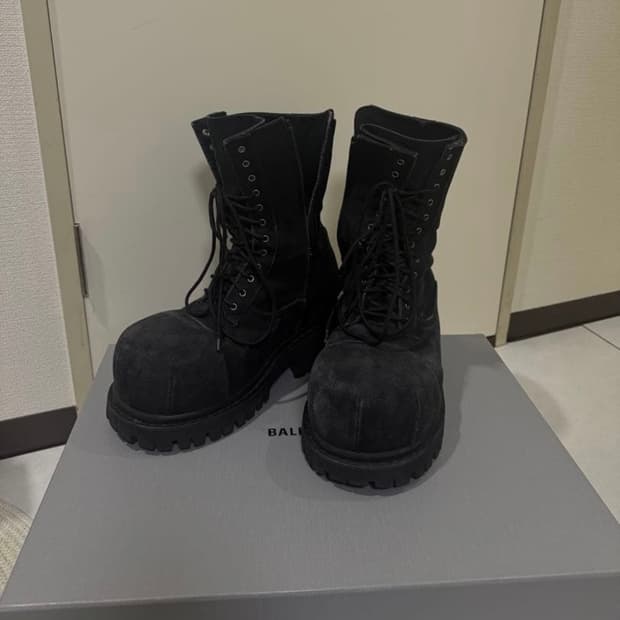 발렌시아가 스톰퍼 부츠 41