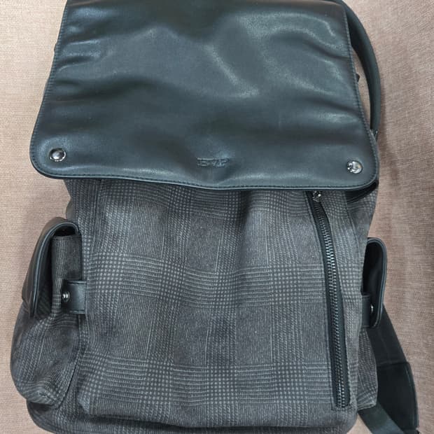 BVP  상태최상 글렌체크 가죽 백팩 가방