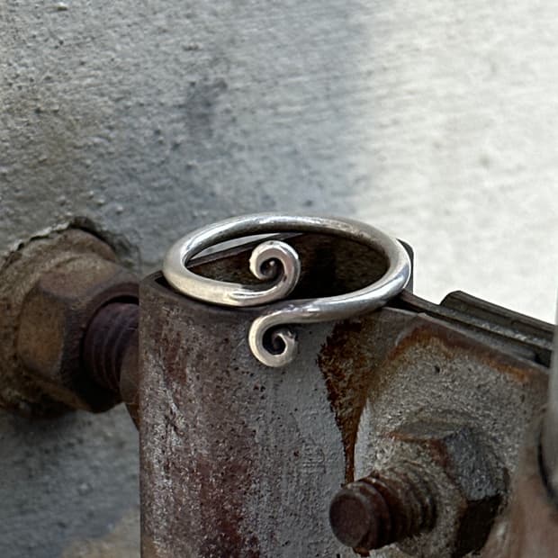 Swirl Curl Minimal Wire Open Karen Silve