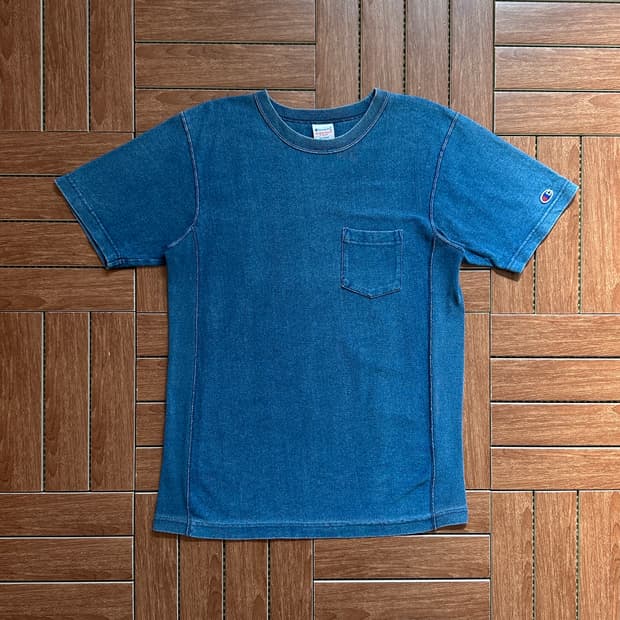 Champion reverseweave pocket 1/2 tee
