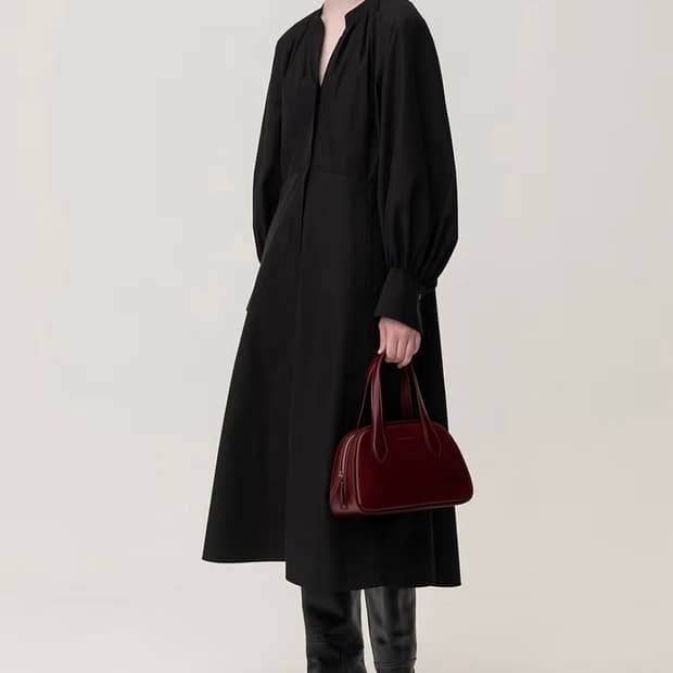 (새상품) 킨더살몬 아미 셔츠 드레스 블랙