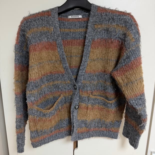 RADIATE 스트라이프 가디건