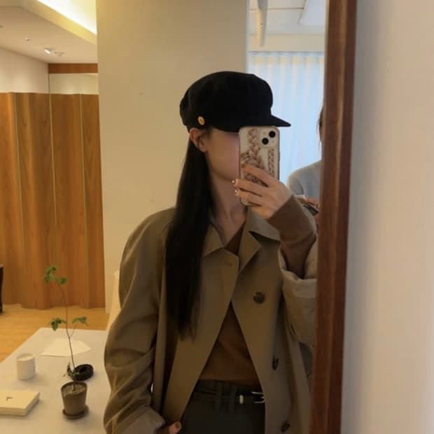 이주미착용 샵엠 Somber Cashmere Flat cap Black