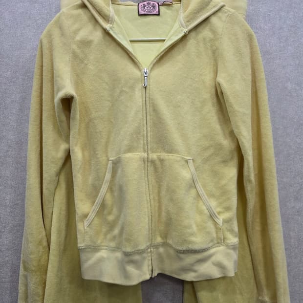 쥬시꾸뛰르 벨루어 트레이닝 세트 JUICY COUTURE