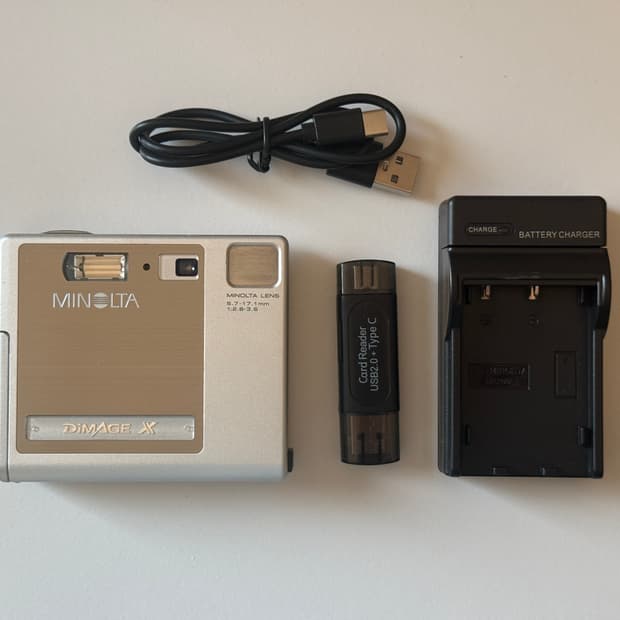 필카느낌 Minolta DiMAGE X 미놀타 빈티지 디카 