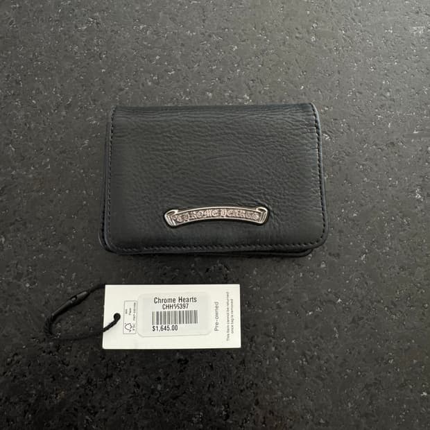 크롬하츠 지갑 판매합니다.