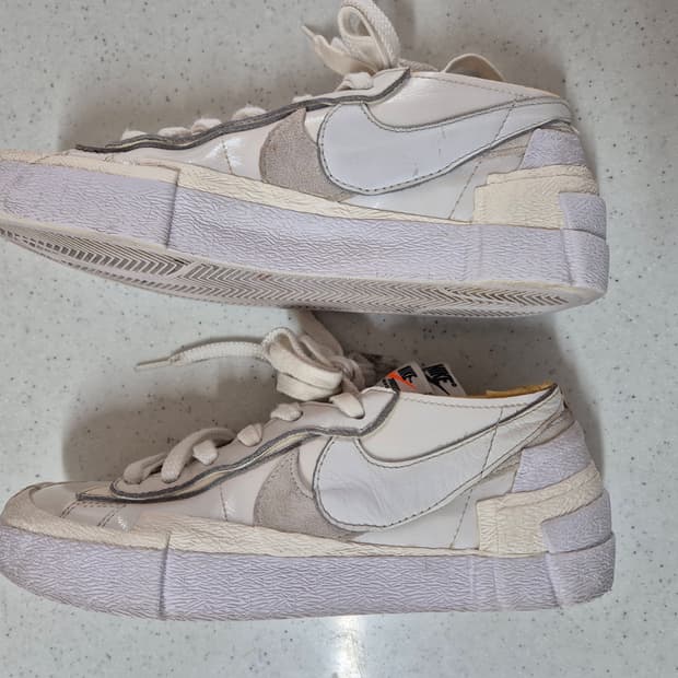 나이키 x 사카이 블레이저로우 화이트